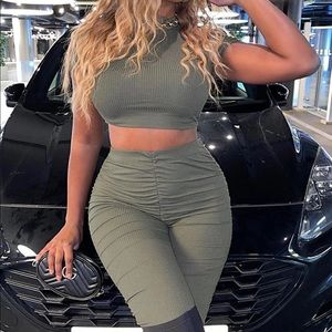 - Jambalaya legging set